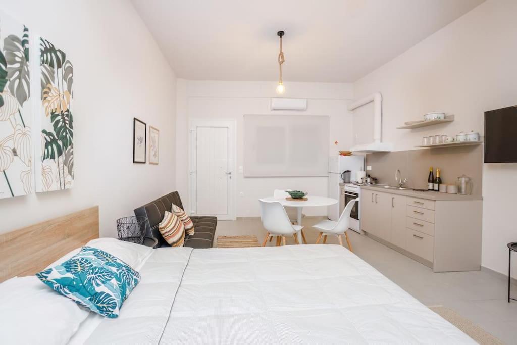 Aris Apartment *