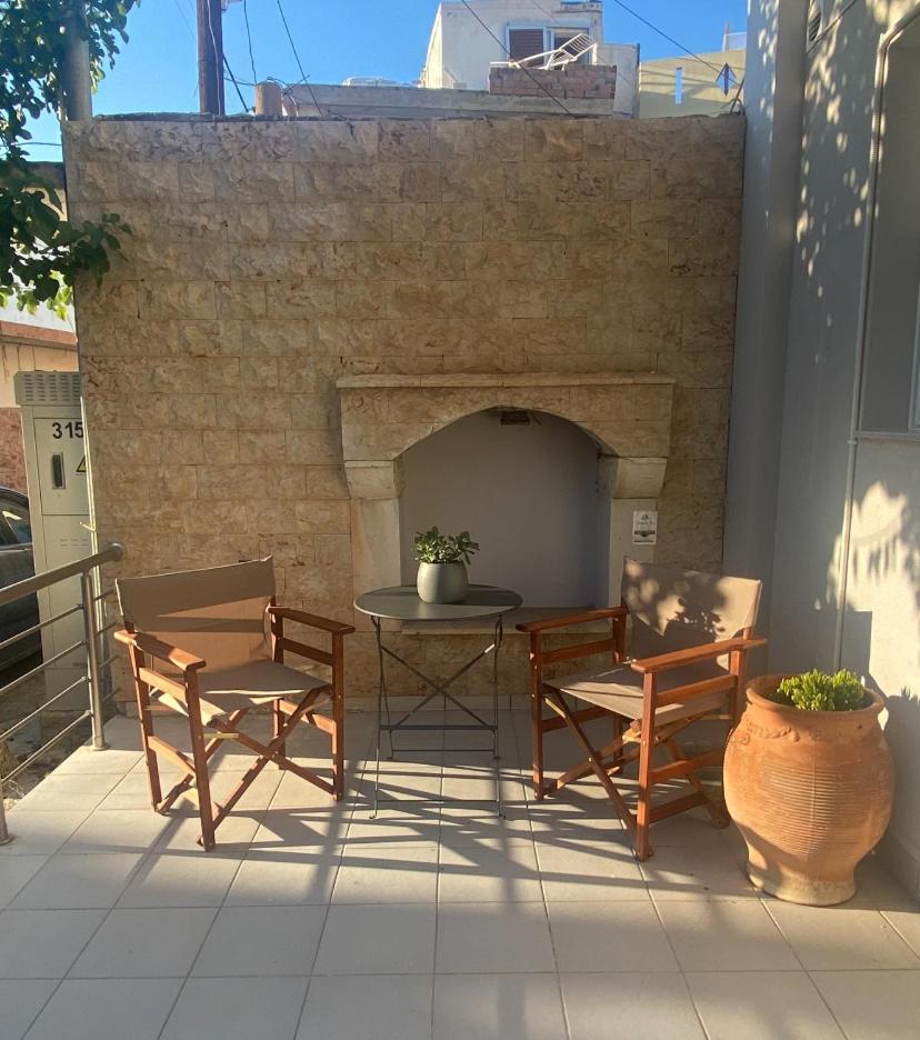 Aris Apartment